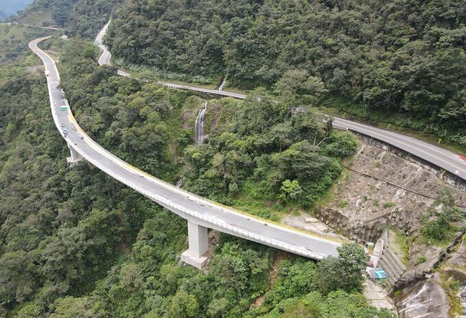 Puente vía al Llano