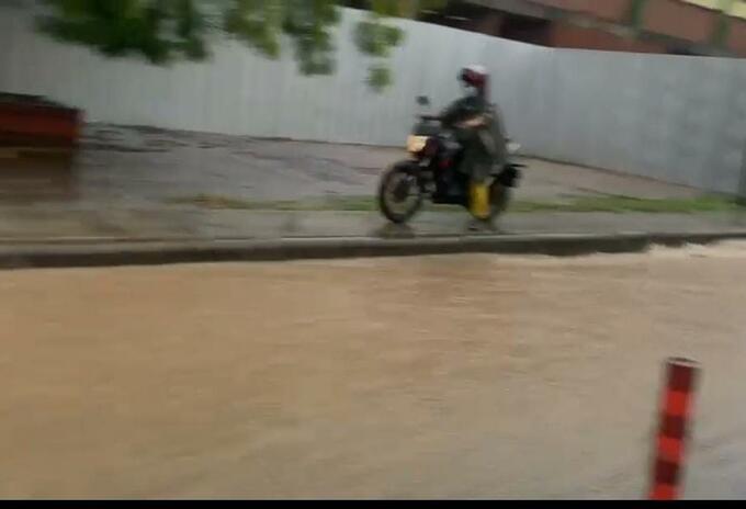 Intensas lluvias ocasionan emergencias en Neiva