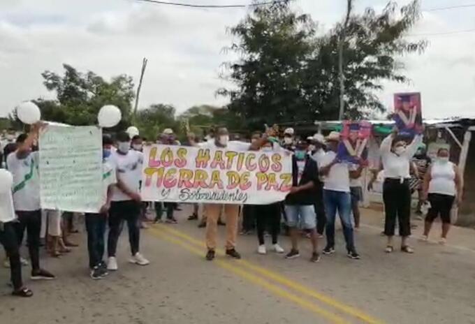 Familiares y allegados de las víctimas se reunieron para pedir respuesta de las autoridades