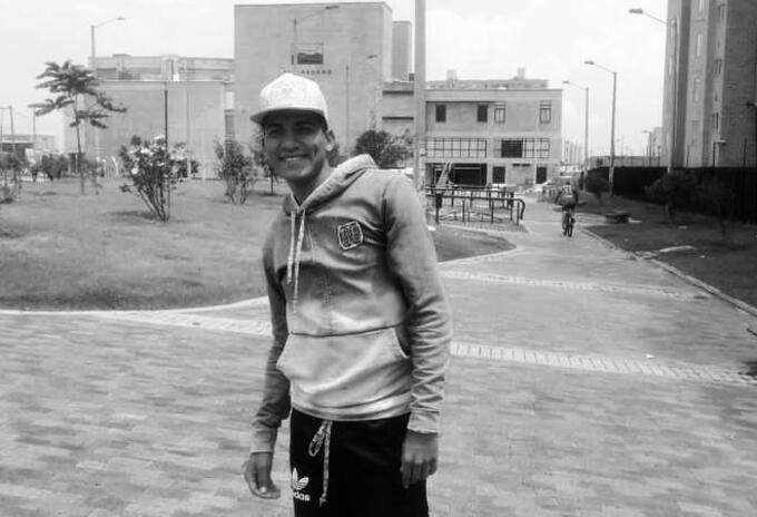 Fotografía de joven asesinado a mano armada en Bogotá