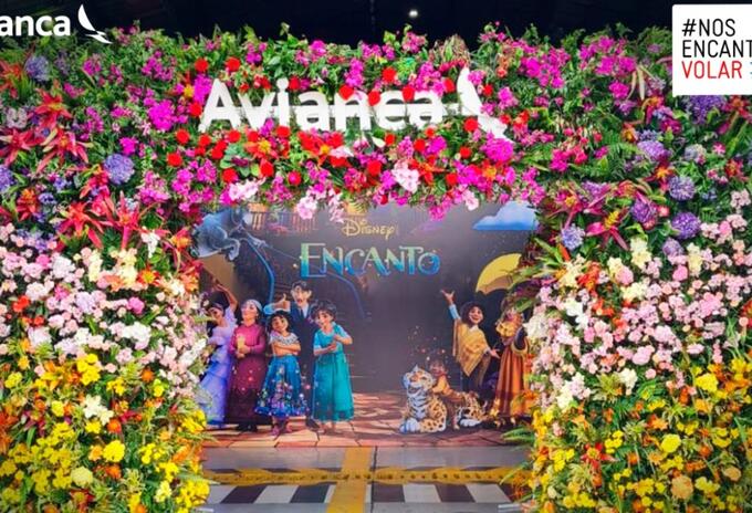 Avianca presenta avión con temática de Encanto Avianca presenta avión con temática de Encanto