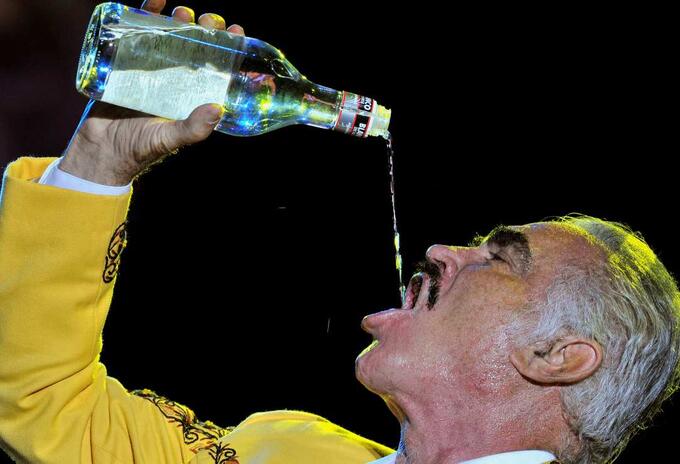 Vicente Fernández: Cuerpo recorre calles de Guadalajara Vicente Fernández: Cuerpo recorre calles de Guadalajara