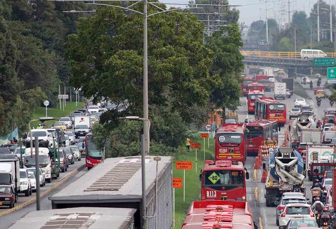 El levantamiento del pico y placa irá hasta el próximo 11 de enero de 2022