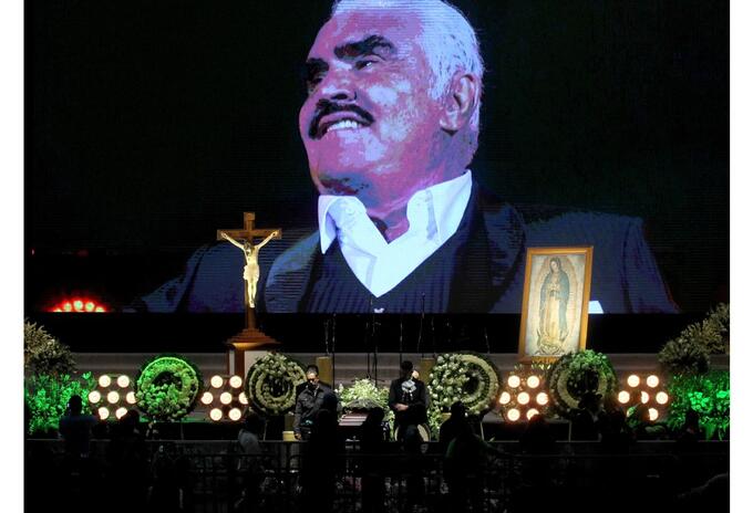 Funeral de Vicente Fernández