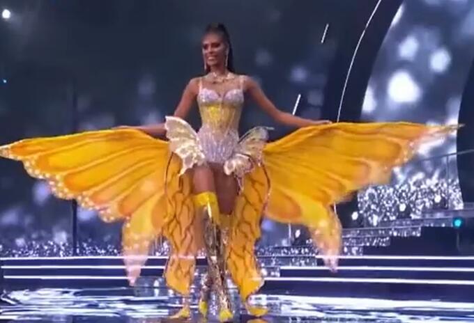 Miss Universe Valeria Ayos