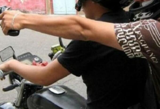 Hombres armados atacaron a las personas en Buenos Aires.