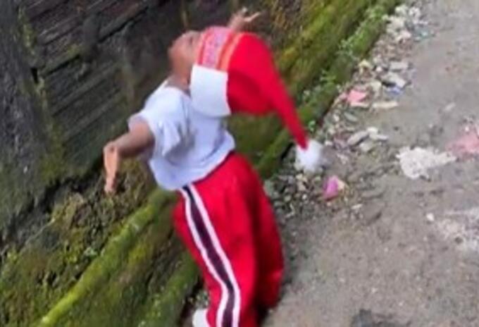 Yanfri enternece las redes con un video suyo rezando