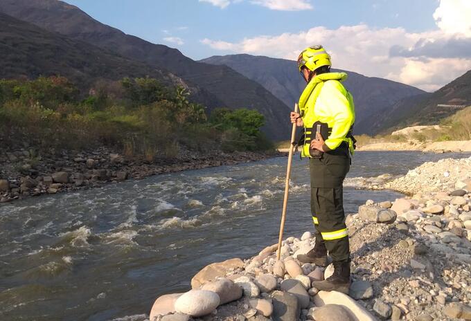 Hallan cuerpo sin vida de niño en el río Chicamocha.