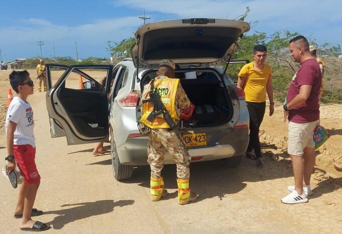 Controles del Ejército en las vías de La Guajira