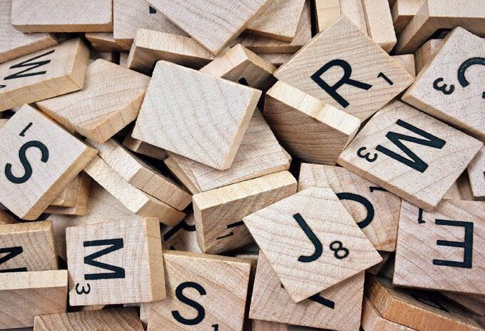 Juego de palabras en línea Juego de palabras en línea