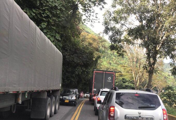 Vía Ibagué - Cajamarca.