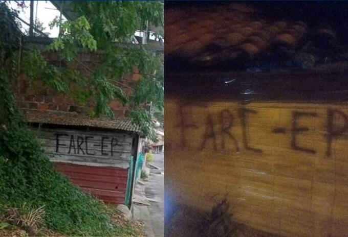 Marcan casas con letras Farc