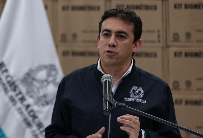 Alexander Vega, registrador nacional Alexander Vega, registrador nacional