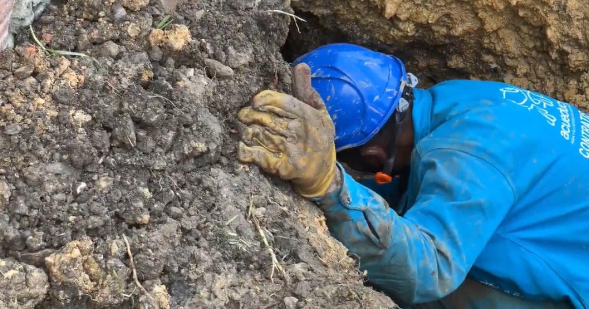 Acueducto de Bogotá detecta cientos de medidores alterados para pagar