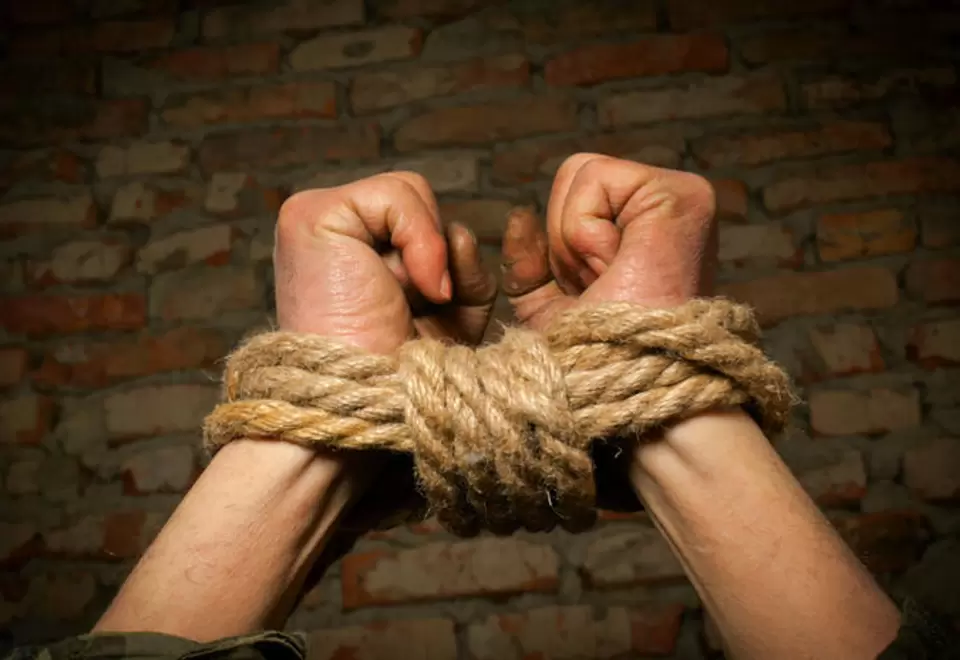 Secuestro y tortura 