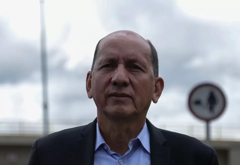 El general Luis Mendieta criticó el tema de curules de paz