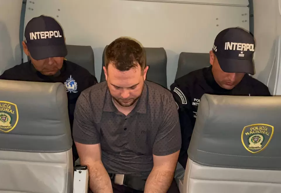 Jhon Poulos presunto asesino de Valentina Trespalacios llegó desde Panamá acompañado por agentes de la Interpol