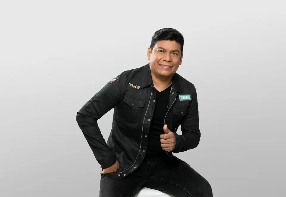 Álex Marga, cantante vallenato.