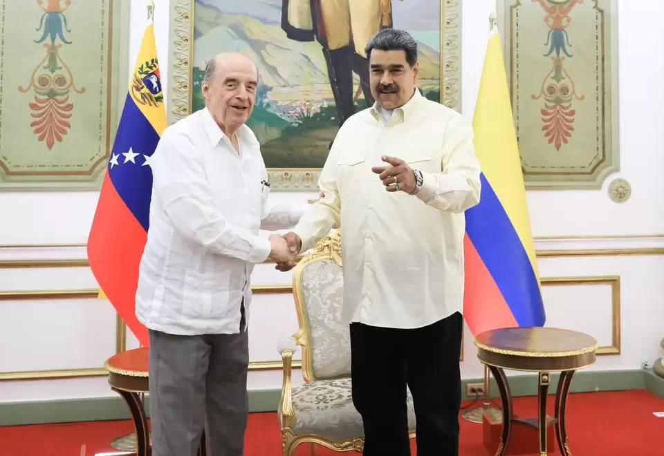 Maduro y Leyva se reunen en el Palacio de Miraflores
