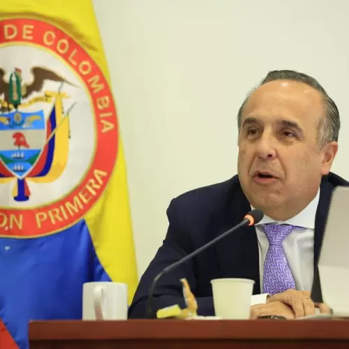 Ministro de Transporte Guillermo Reyes