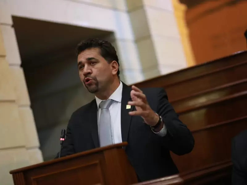 León Fredy Muñoz, citantes del debate sobre Hidroituango