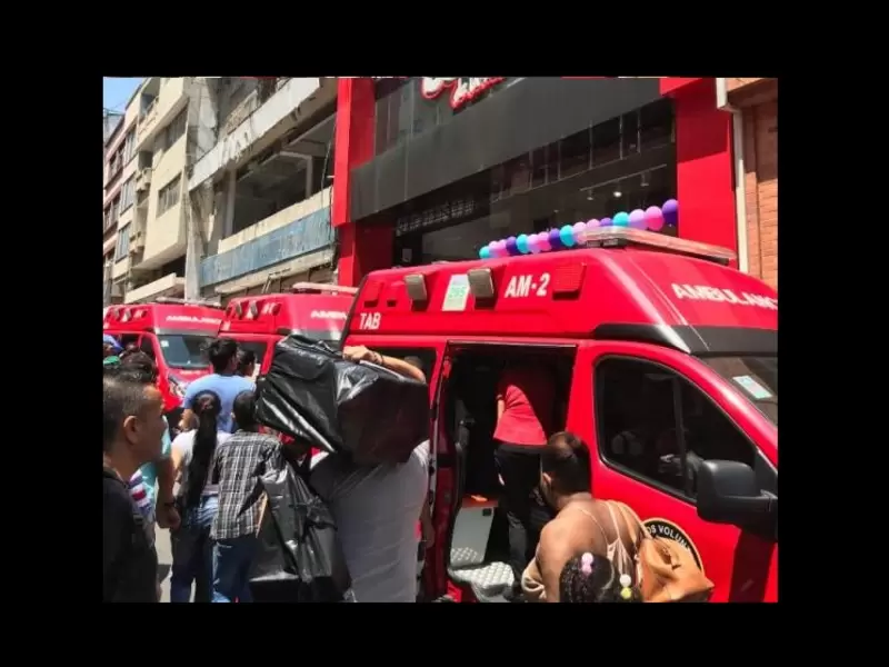 La emergencia se registró en un almacén llamado ‘Templo de la Moda’, ubicado barrio San Pedro
