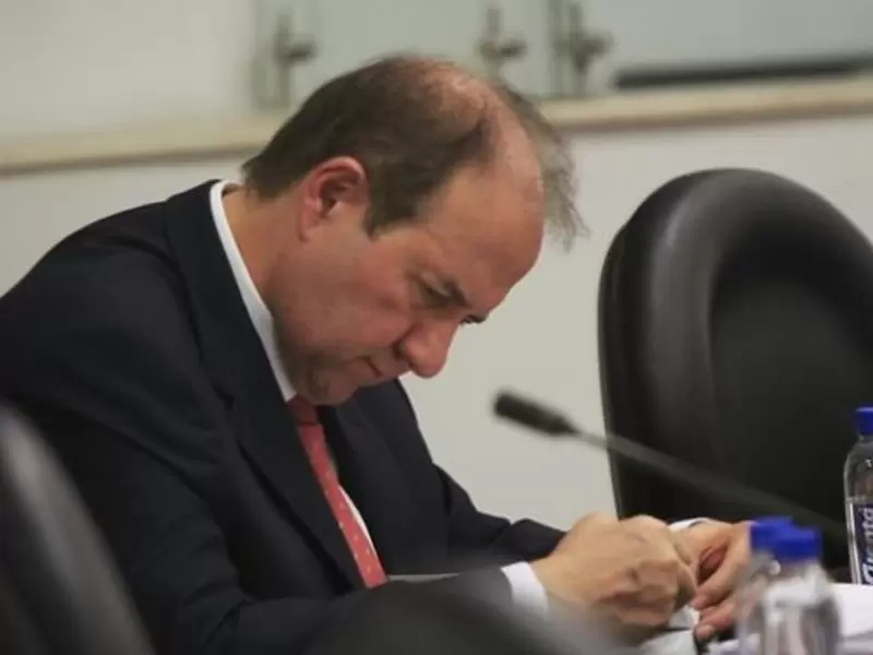 El exmagistrado de la Corte Suprema de Justicia, Leonidas Bustos en la Comisión de Acusación