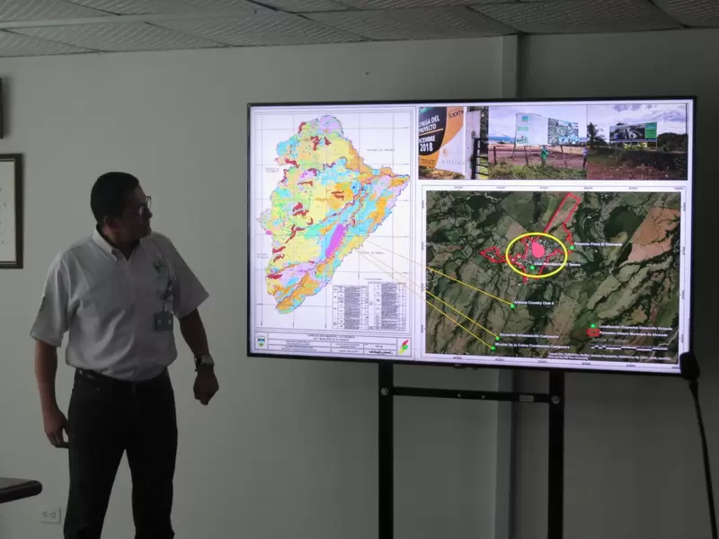 Director de Cortolima, Jorge Enrique Cardoso, expone las irregularidades encontradas en los EOT de ocho municipios.