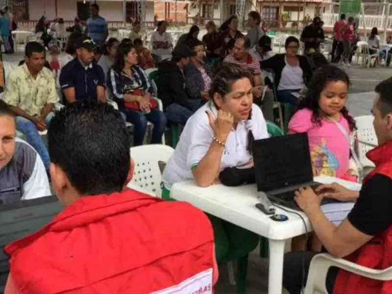 Los participantes de esta feria deben ser víctimas del conflicto registradas y se les recomienda llevar al menos cinco hojas de vida impresas