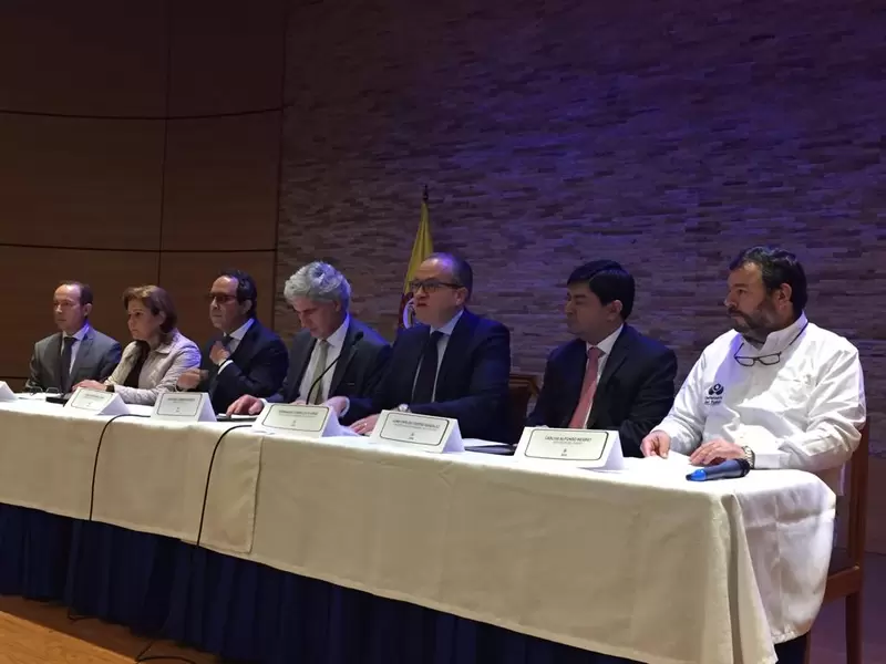Reunión de las autoridades de salid.