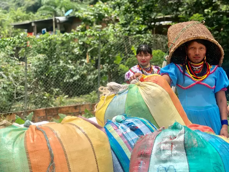 Mujeres indígenas