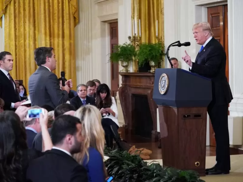 Donald Trump y Jim Acosta periodista de CNN