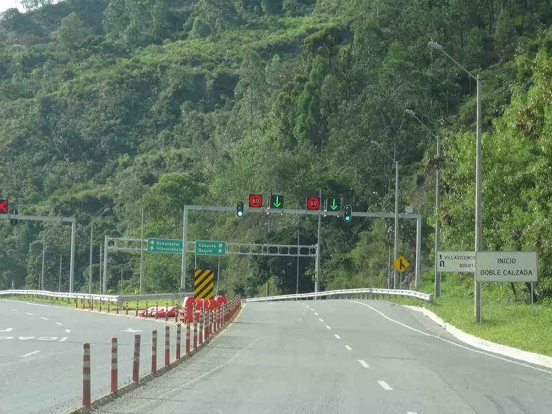 Señalización vía al Llano