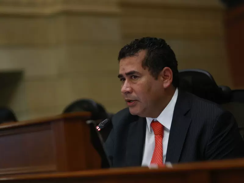 Alejandro Carlos Chacón, presidente de la Cámara de Representantes debate de Reforma a la Justicia
