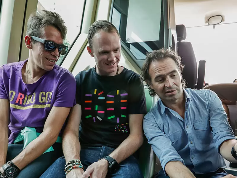 Chris Froome y Rigoberto Urán
