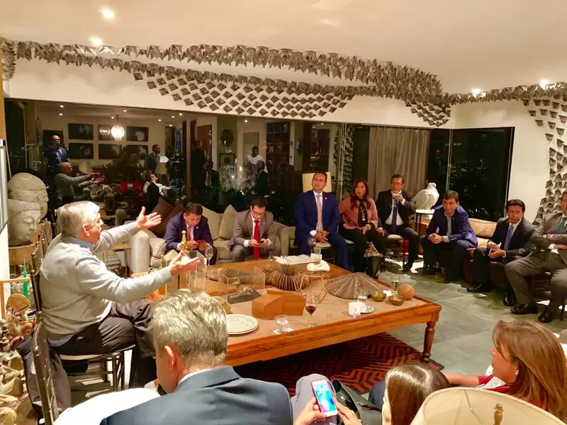 Reunión Partido Liberal y expresidente César Gaviria