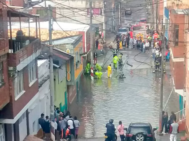 Habitantes del barrio las Mercedes fueron afectados por las inundaciones