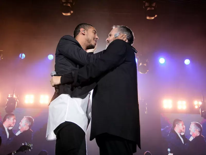 Manuel Medrano se besó con Miguel Bosé