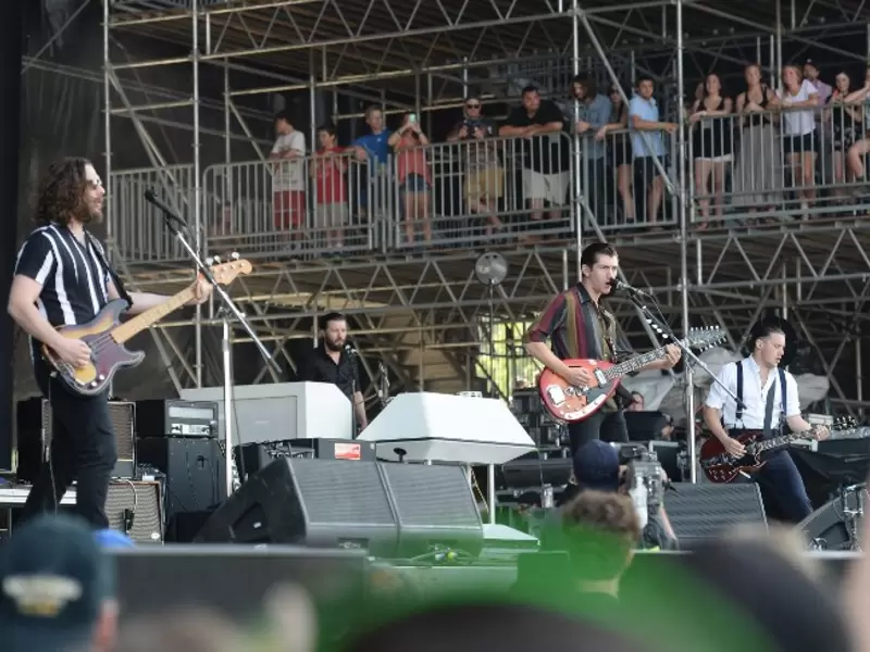 Arctic Monkeys en vivo (2014) Arctic Monkeys en vivo (2014)
