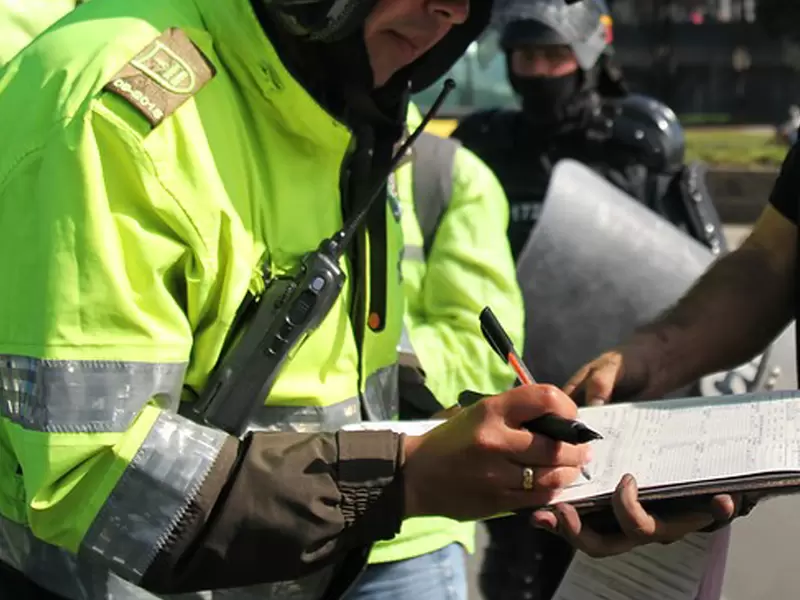 Policía Policía