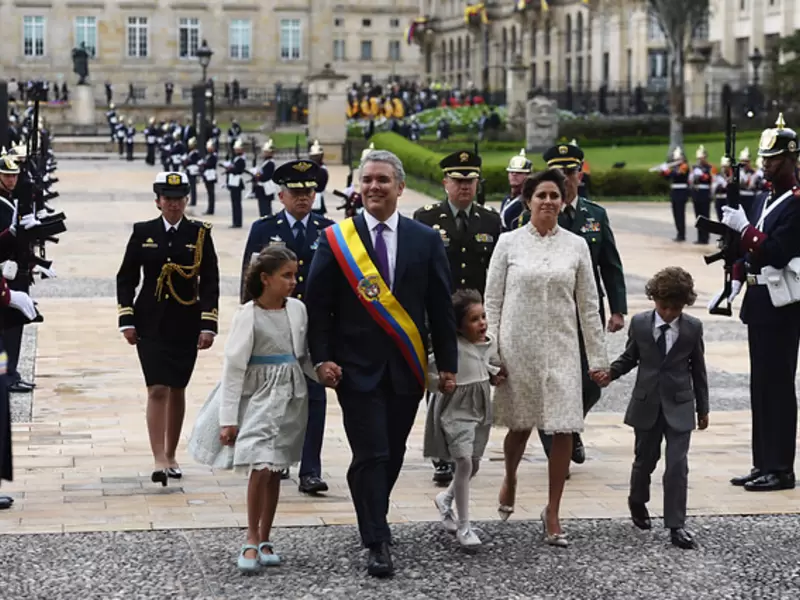 IVÁN DUQUE IVÁN DUQUE