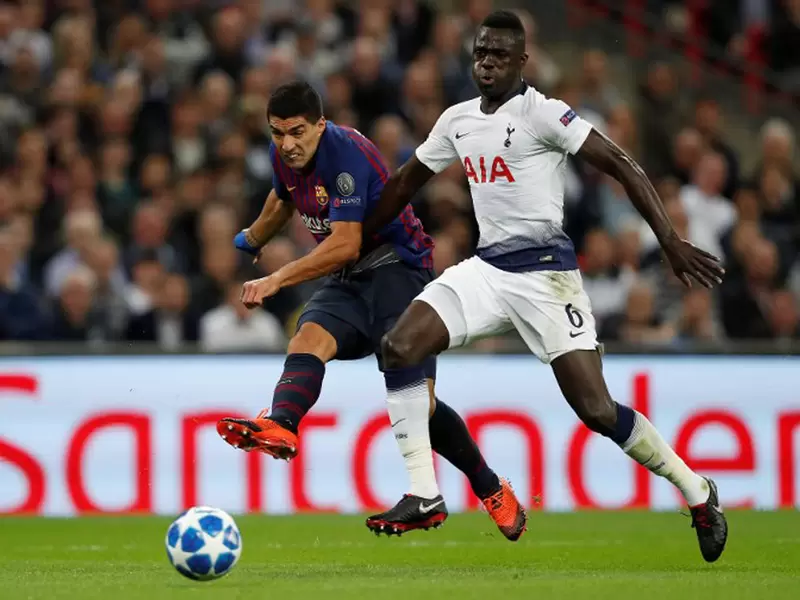 Dávinson Sánchez - Tottenham Hotspur Dávinson Sánchez se recuperó de su lesión y estaría cerca de empezar de nuevo los entrenamientos con el Tottenham