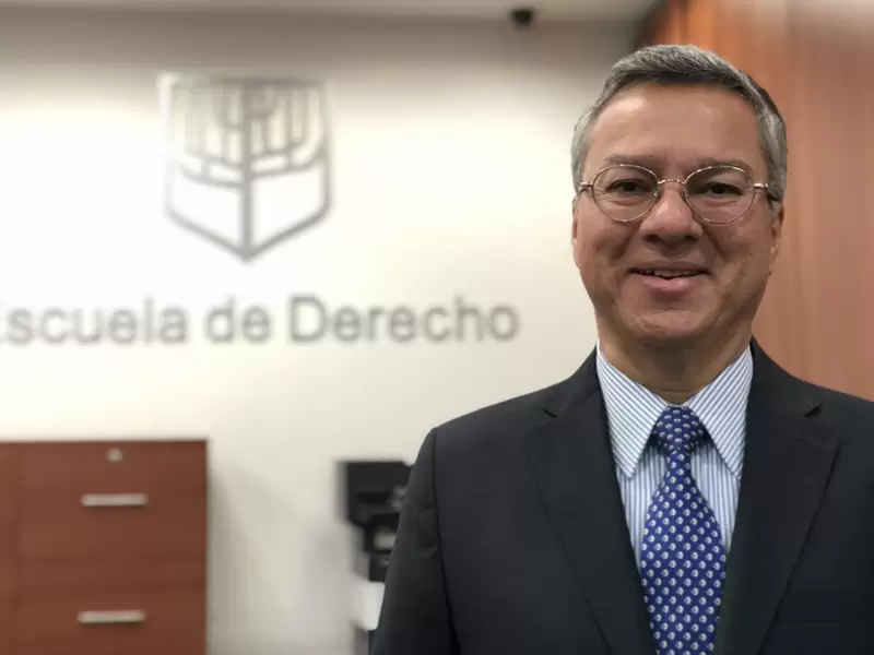 Leonardo Espinosa Quintero, abogado y doctor en Derecho de la Universidad Alfonso X El Sabio de Madrid