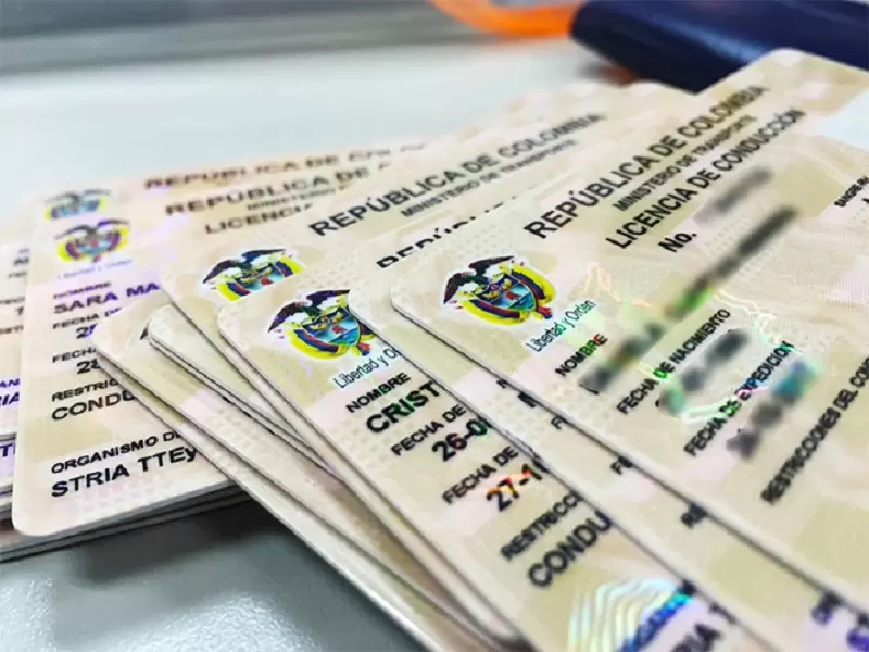 Licencias de conducción en Colombia