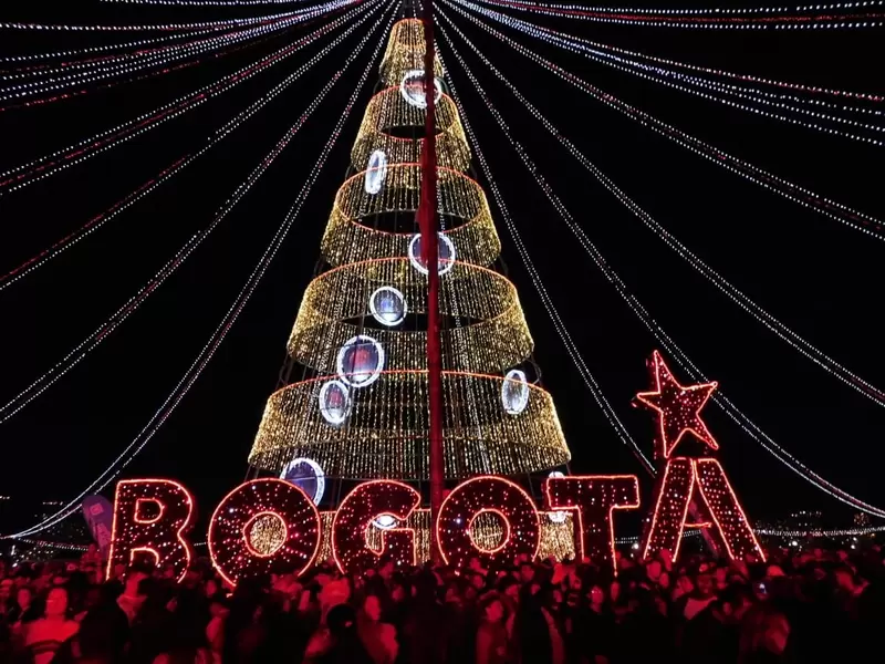 Alumbrado navideño en El Tunal