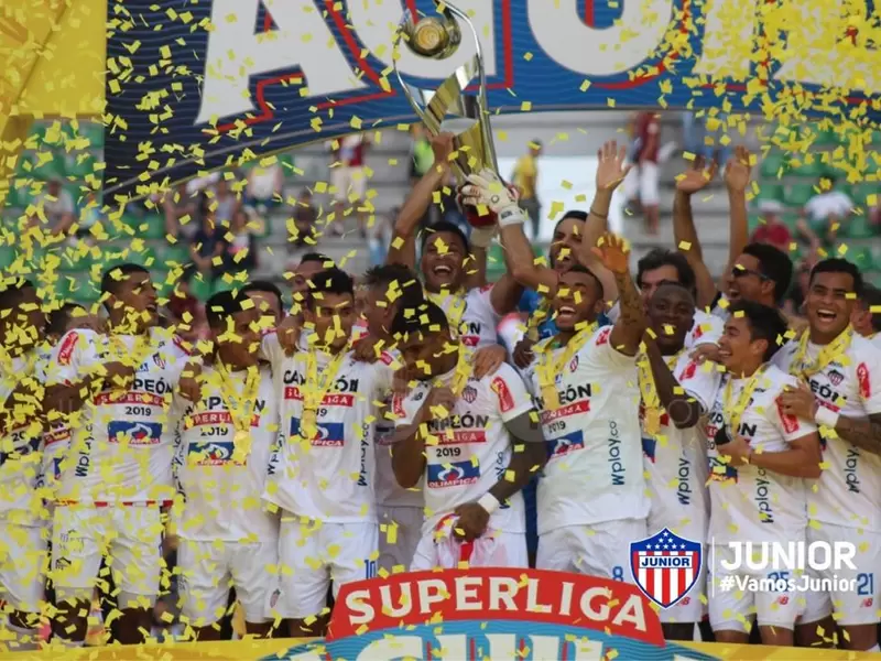 JUNIOR CAMPEÓN DE LA SUPERLIGA ÁGUILA JUNIOR CAMPEÓN DE LA SUPERLIGA ÁGUILA