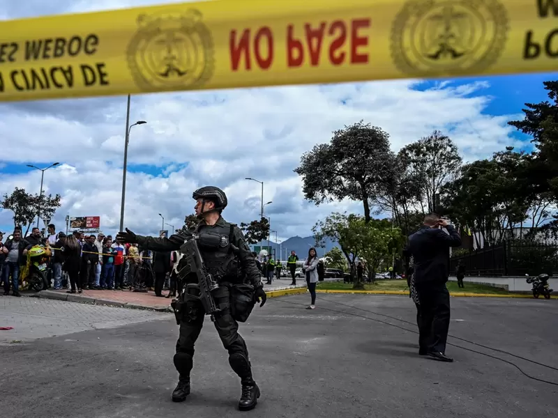 Atentado en la escuela General Santander, en Bogotá