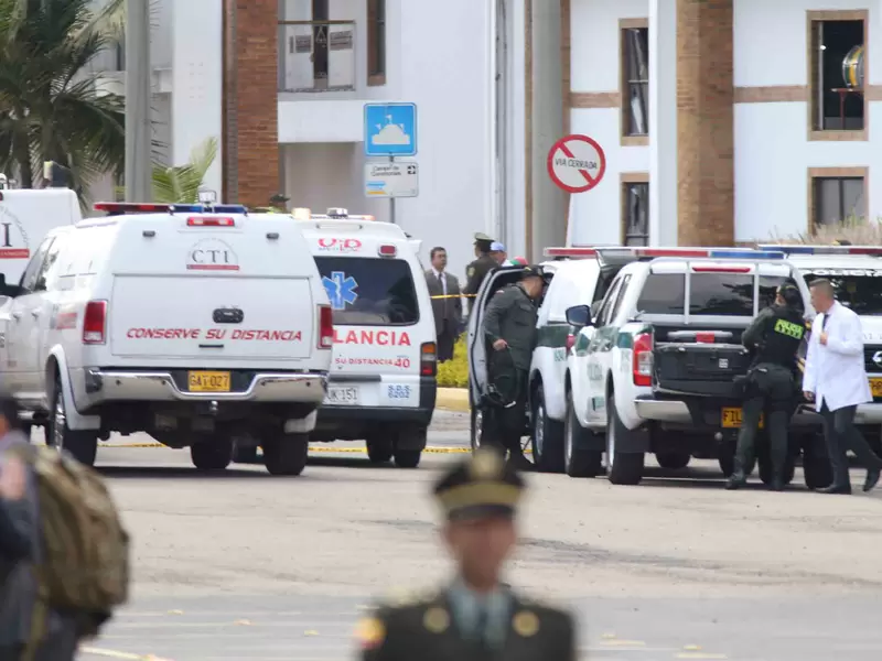 Carro bomba en la Escuela de Cadetes en Bogotá