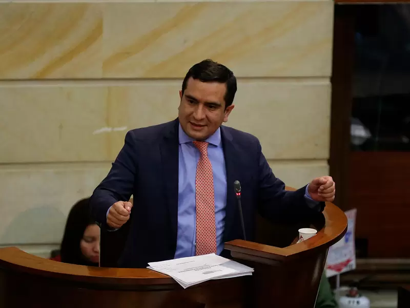 Edward Rodríguez, representante a la Cámara