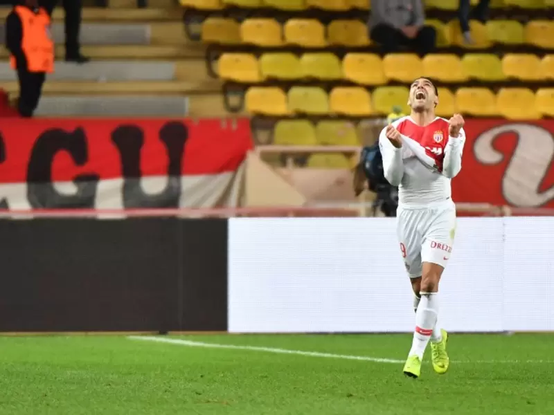 Luego de tres temporadas en el Mónaco, el colombiano Radamel Falcao García está cerca de salir del club francés. Radamel Falcao García en Mónaco